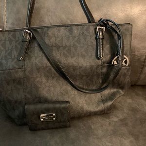 MICHAEL KORS purse and wallet